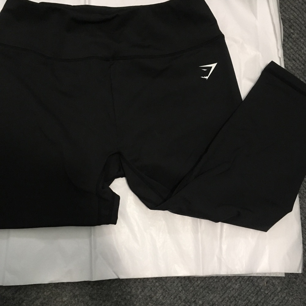Cropped gymshark leggings